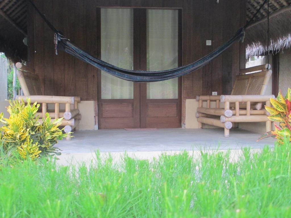 Selong Belanak Bungalows Kültér fotó