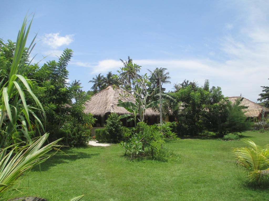 Selong Belanak Bungalows Kültér fotó